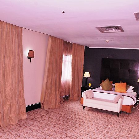 Best Premier Hotel 포트하커트 외부 사진