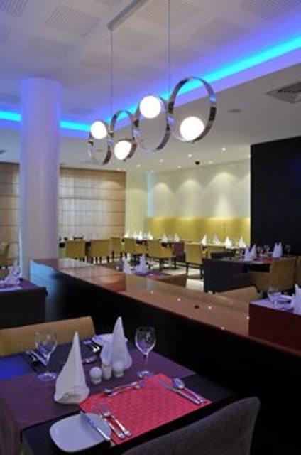 Best Premier Hotel 포트하커트 레스토랑 사진